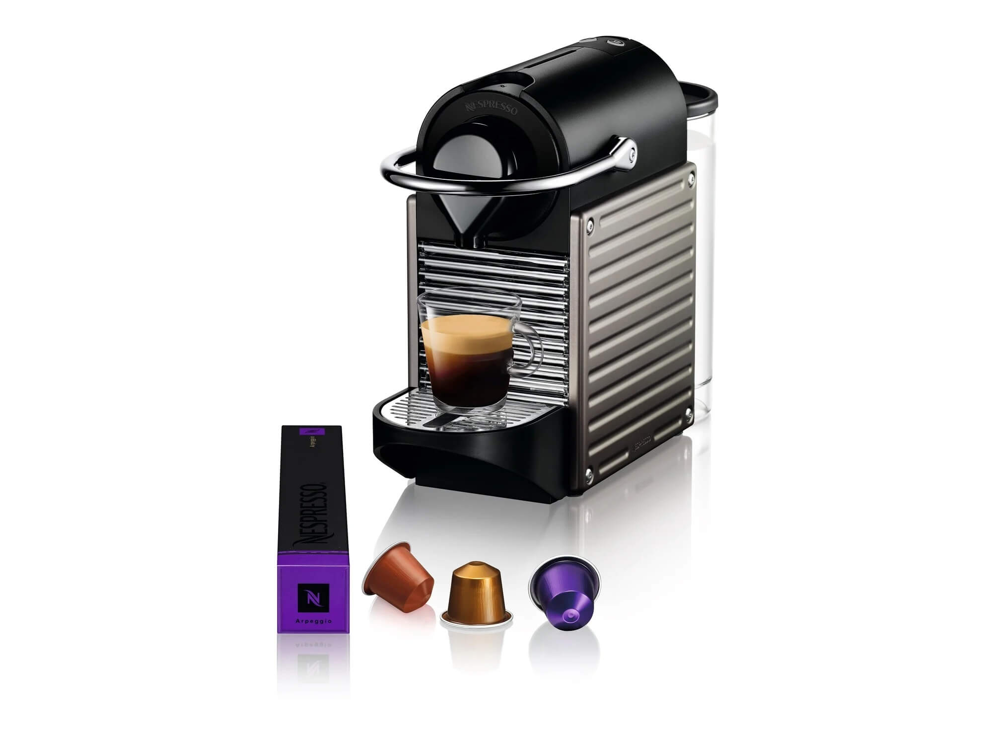 Slika nespresso aparata za kafu na kapsule pixie electric titan